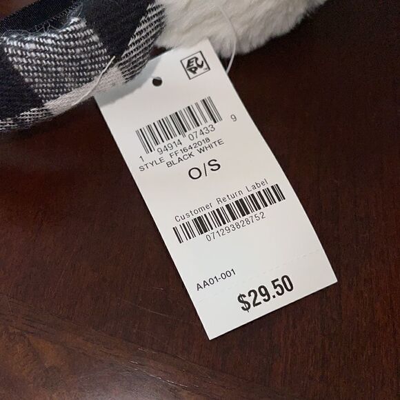 NWT INC International Concepts Buffalo Check Top Knot Faux Fur Earmuffs - Picture 4 of 4